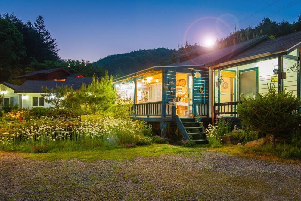 Pyeongchang Zermatt Pension Family, Couple מראה חיצוני תמונה